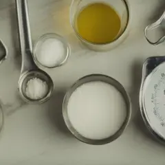 Łyżka do zupy ile ml - poznaj standardową objętość 15 ml