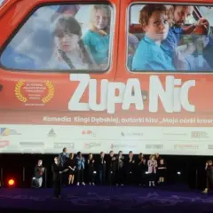 Gdzie obejrzeć zupa nic za darmo? Oto najlepsze opcje online