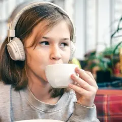 Czy 14 latek może pić kawę? Sprawdź skutki i zalecenia dla zdrowia