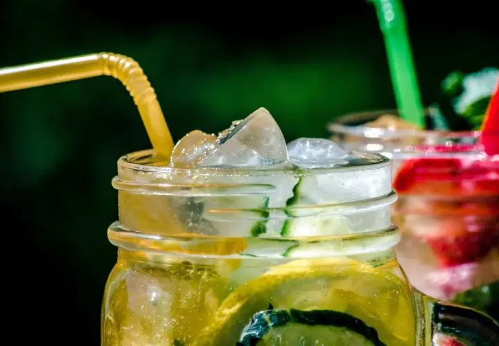 Lemoniada jak z restauracji - proste przepisy na wyjątkowy smak