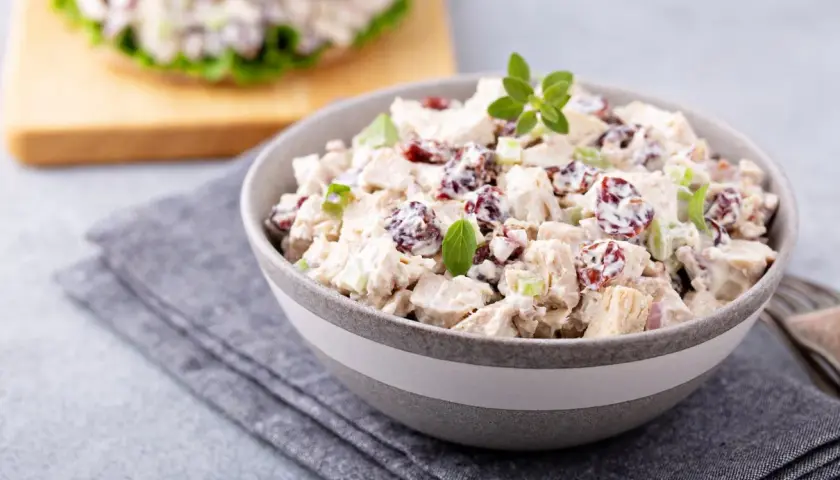Dania jak z restauracji: proste przepisy na pyszne sałatki i dodatki