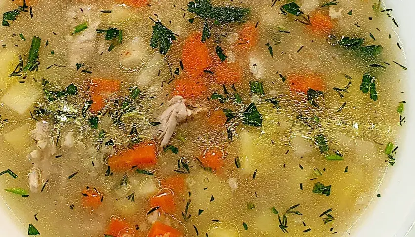 Jak zrobić zupę krupnik – prosty przepis na idealny smak domu