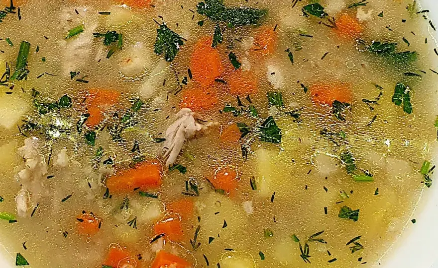 Jak zrobić zupę krupnik – prosty przepis na idealny smak domu